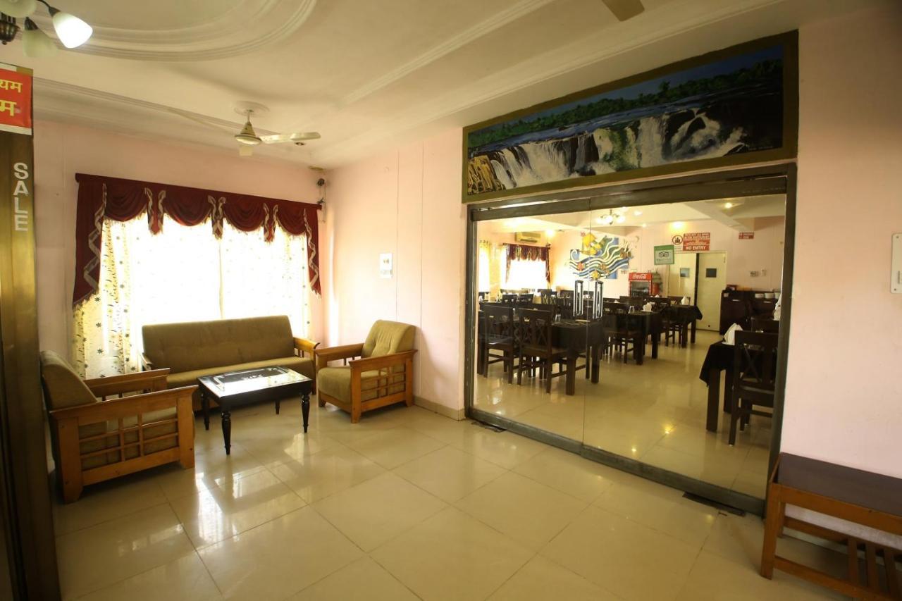 Hôtel Mpt Marble Rocks, Bhedaghat à Bheraghat Extérieur photo